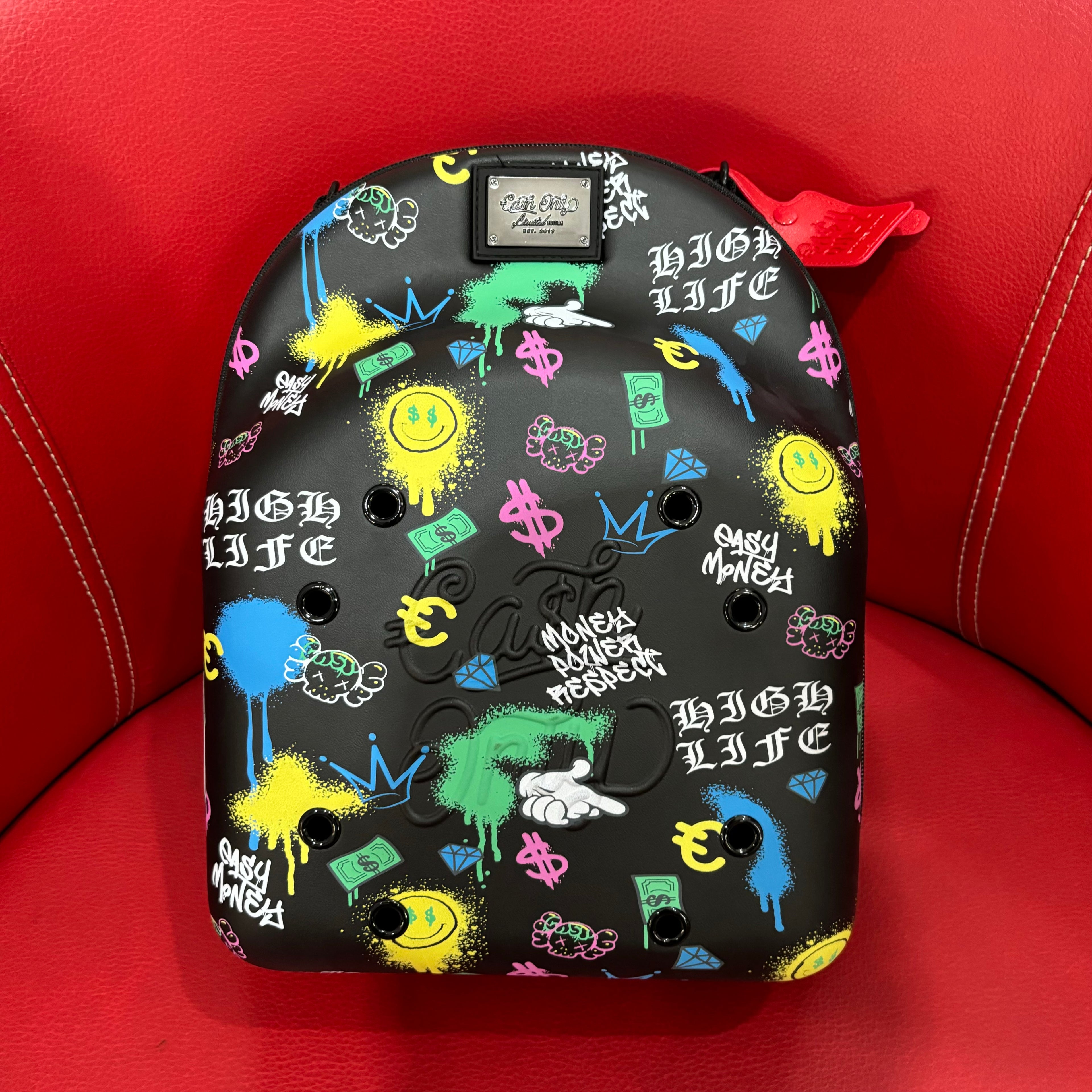 Cap carrier cash only